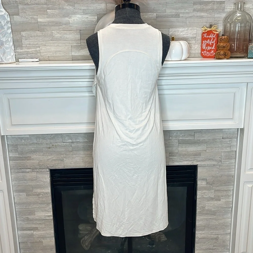 Lululemon Open Sides Long Workout Sleeveless Top Size Medium